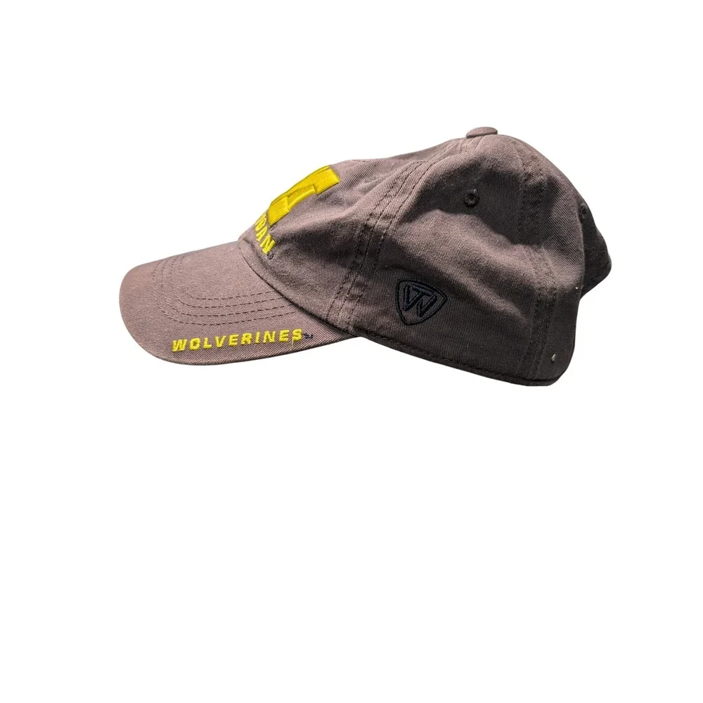 Top of the World Michigan Wolverines Hat Mens Gray Yellow NCAA Baseball Cap